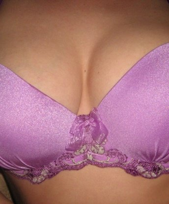 Я - соблазнительная леди с опытом, готовая погрузить тебя в мир наслаждений. Я креативная и нежная, знаю, как доставить тебе незабываемое удовольствие. Мои услуги охватывают все, что ты можешь себе представить - интимное массажи, эротические игры, классический секс и многое другое. У меня есть фото в моем альбоме, чтобы ты убедился в моей привлекательности. Проживаю я в Москве, поэтому ты можешь насладиться моим обществом в любое время. Жду твоего звонка. ❤️💋 9372, 27 лет